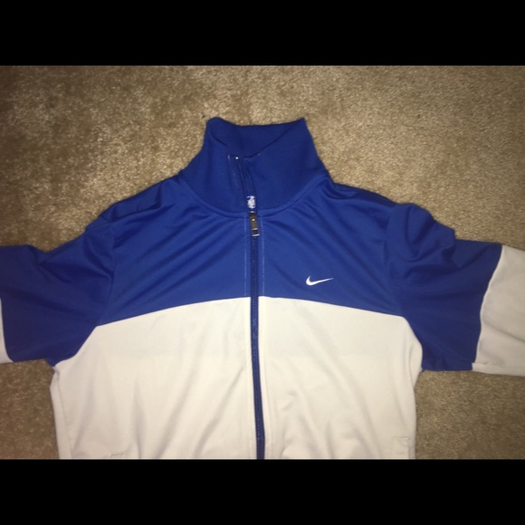 Small Multi-Colored Nike Zip Up Jacket - Picture 2 of 4